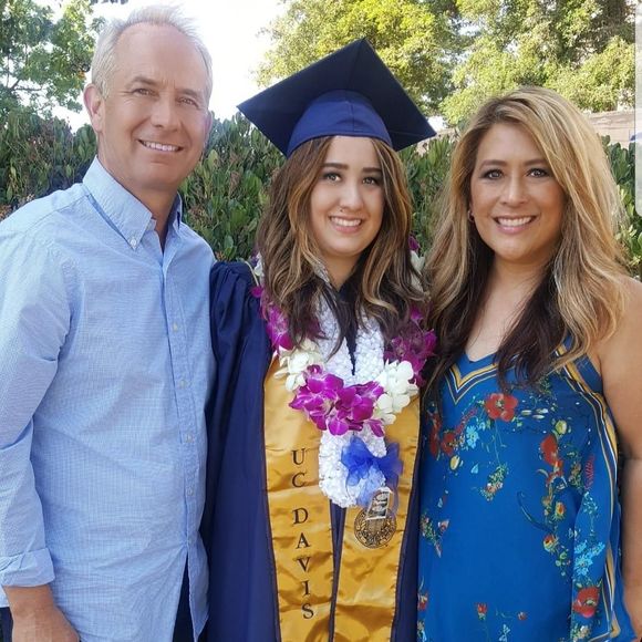 Meet your Posher, Gigi - Picture 1 of 1